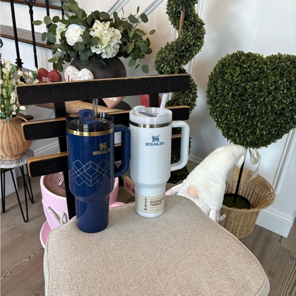 Stanley Navy and White Tumbler Duo - Set of 2 NWT - Picture 2 of 16